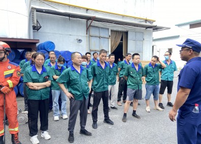 提高安全生產(chǎn)意識(shí)，開展消防安全演練活動(dòng)